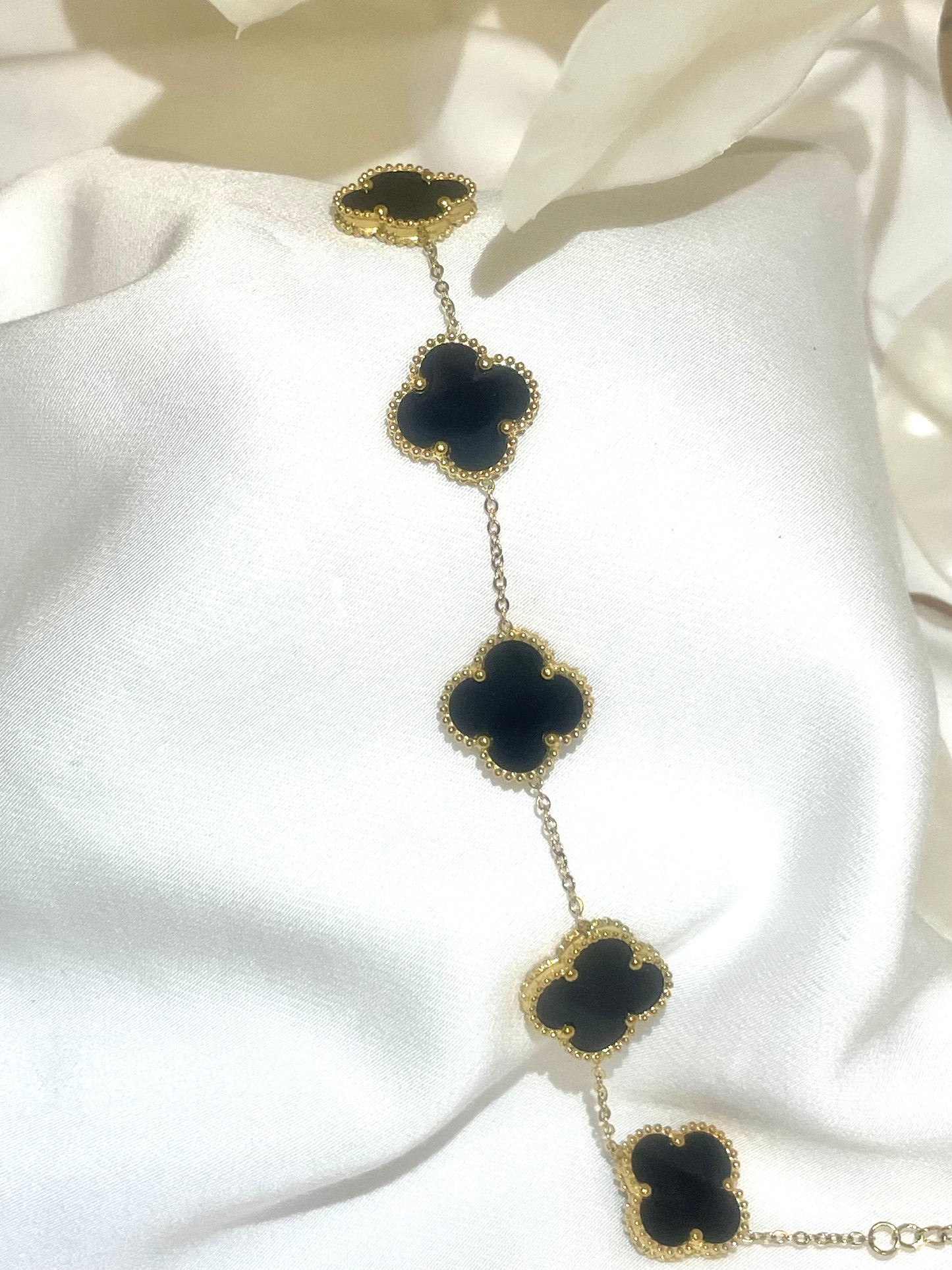 4 Leaf Clover Set "Black"