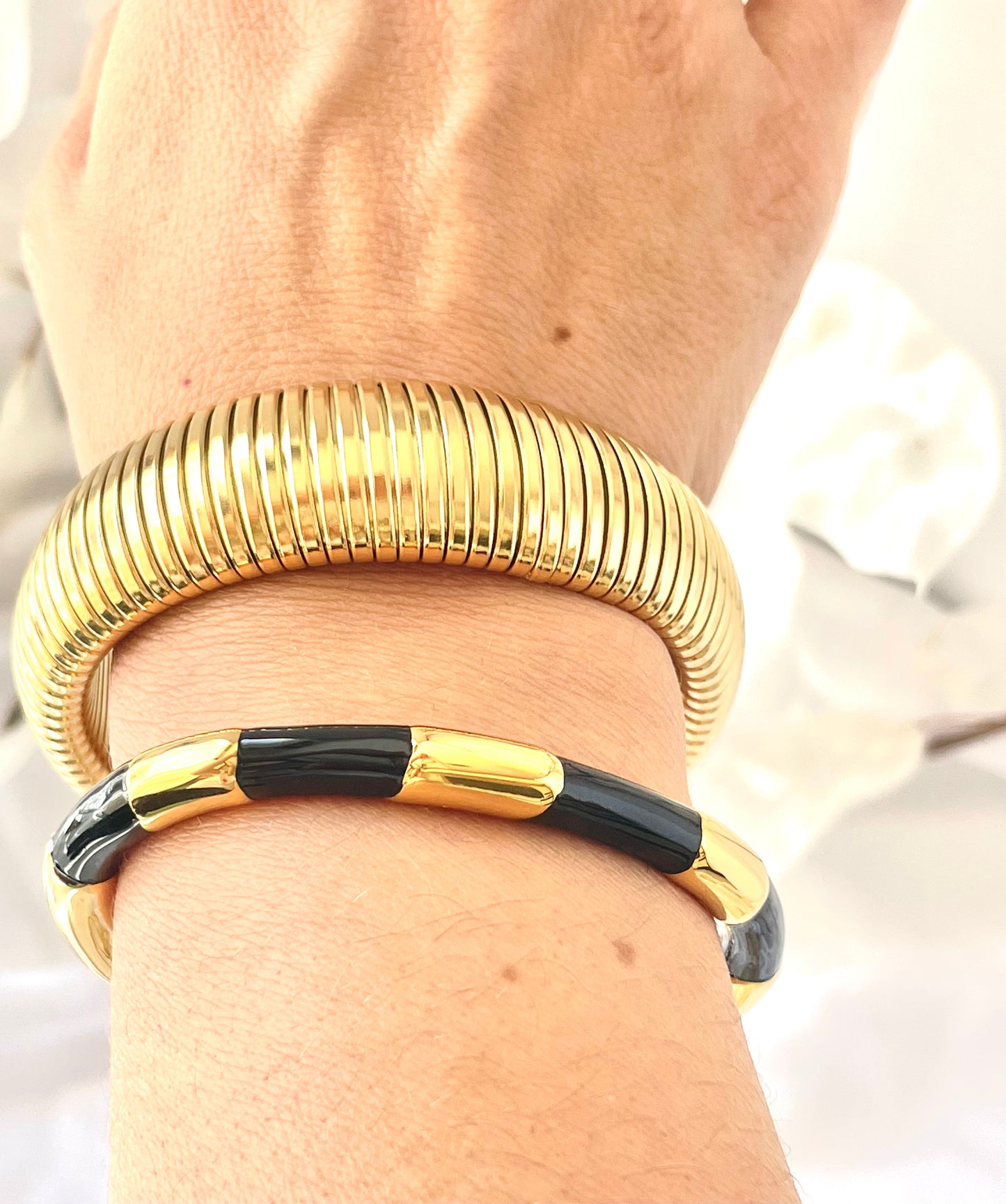 Marina Open Bangle - Gold/Black