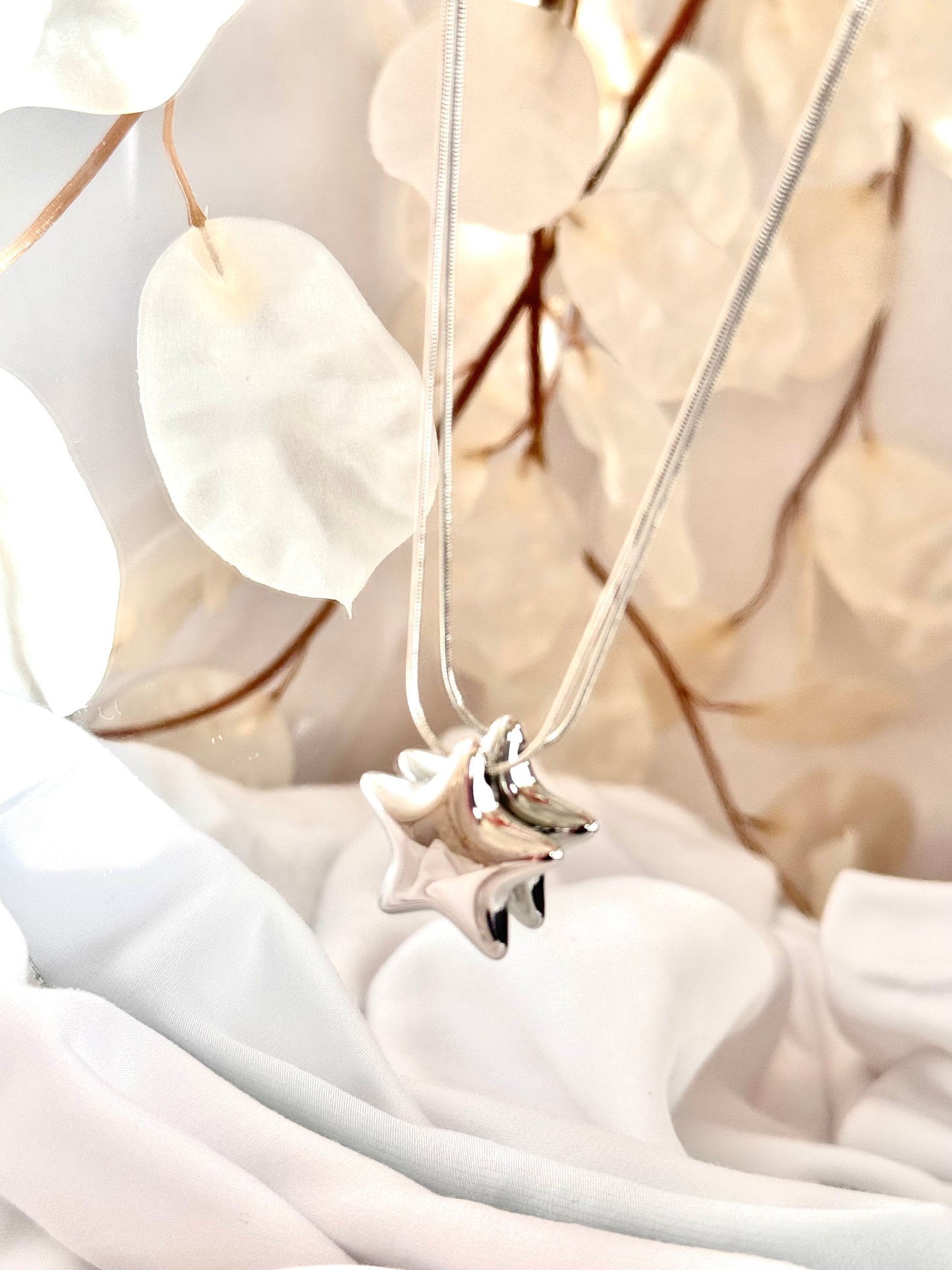 Cata Star Necklace - Gold / Silver