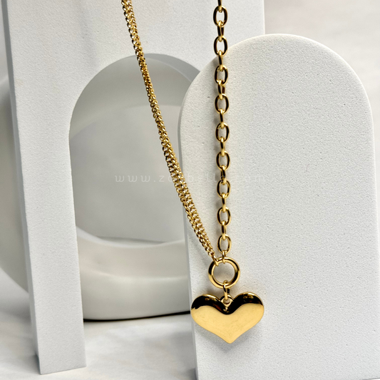 Corazon de Acero  Necklace