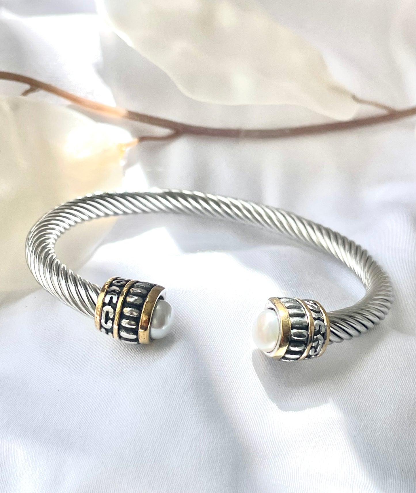 Chic Bangle